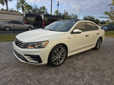 2017 Volkswagen Passat R-Line w/Comfort Pkg