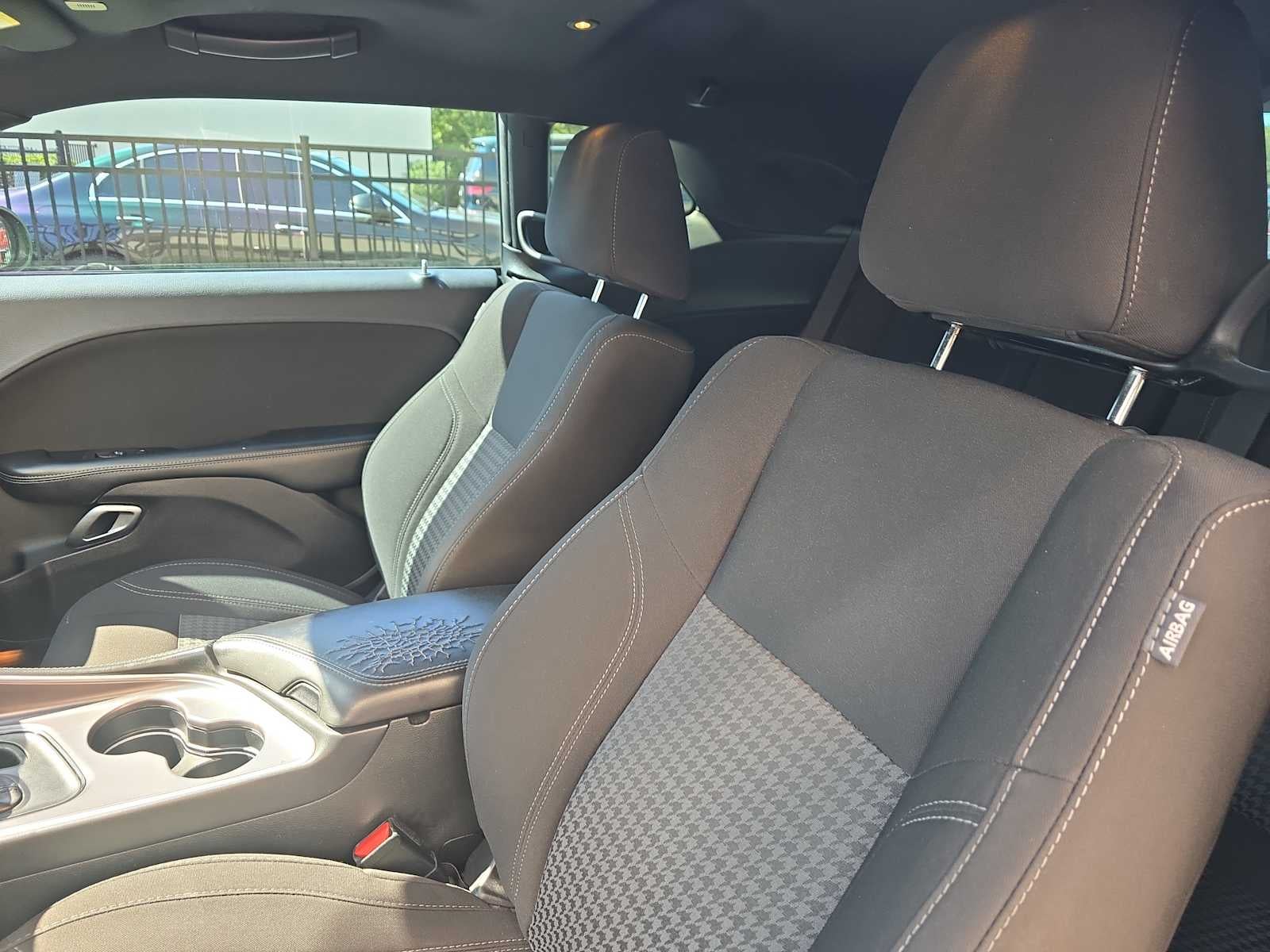2020 Dodge Challenger SXT