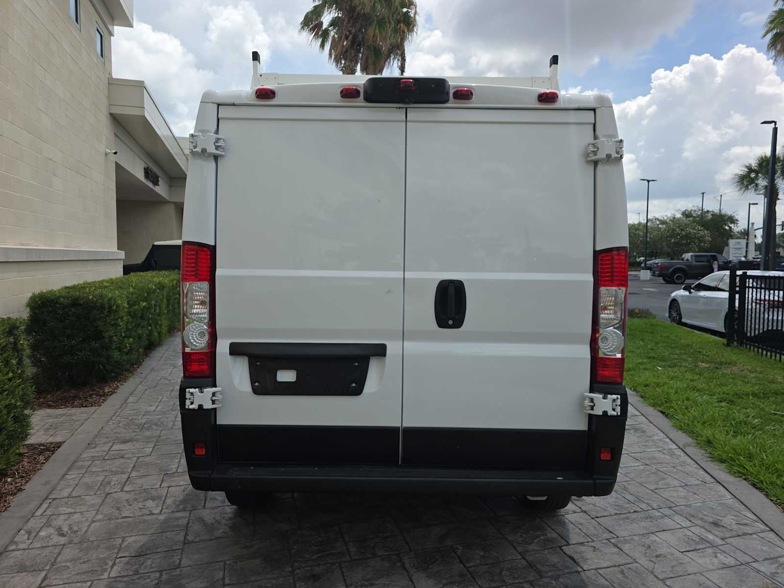 2023 RAM ProMaster Cargo Van 1500 Low Roof 136" WB