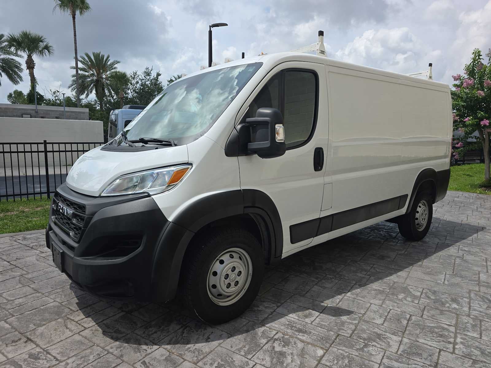 2023 RAM ProMaster Cargo Van 1500 Low Roof 136" WB