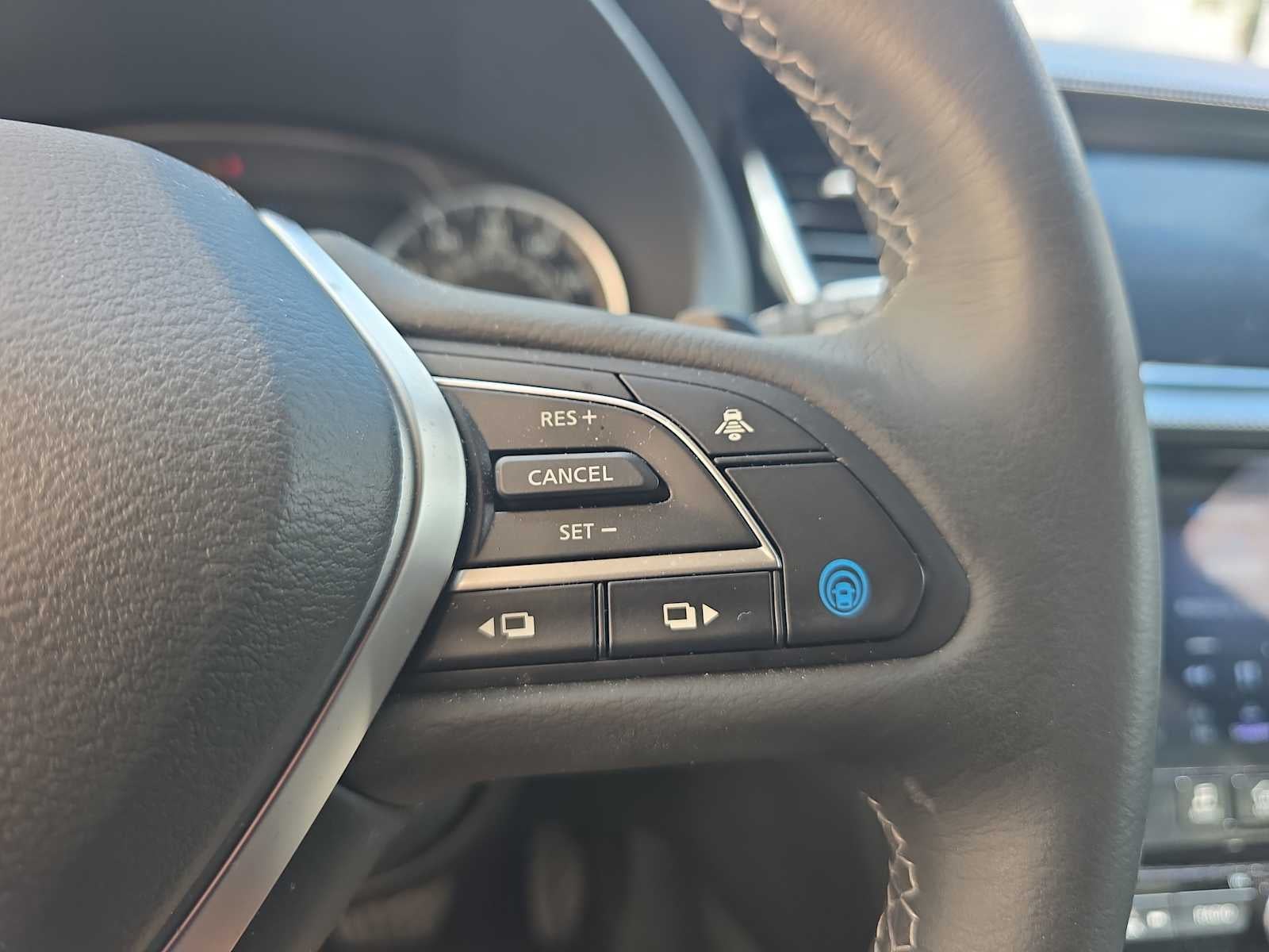 2025 INFINITI QX50 PURE