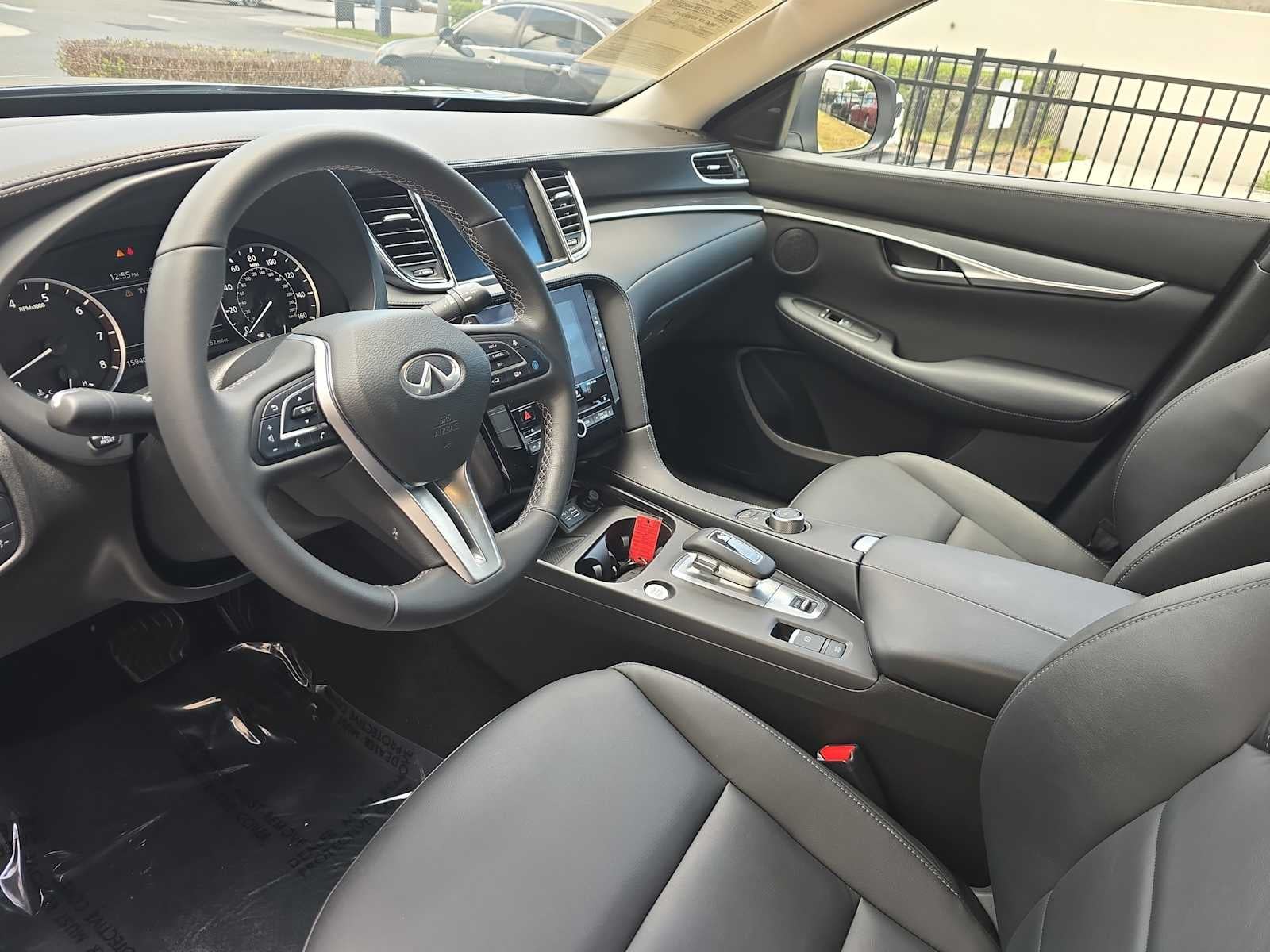 2025 INFINITI QX50 PURE