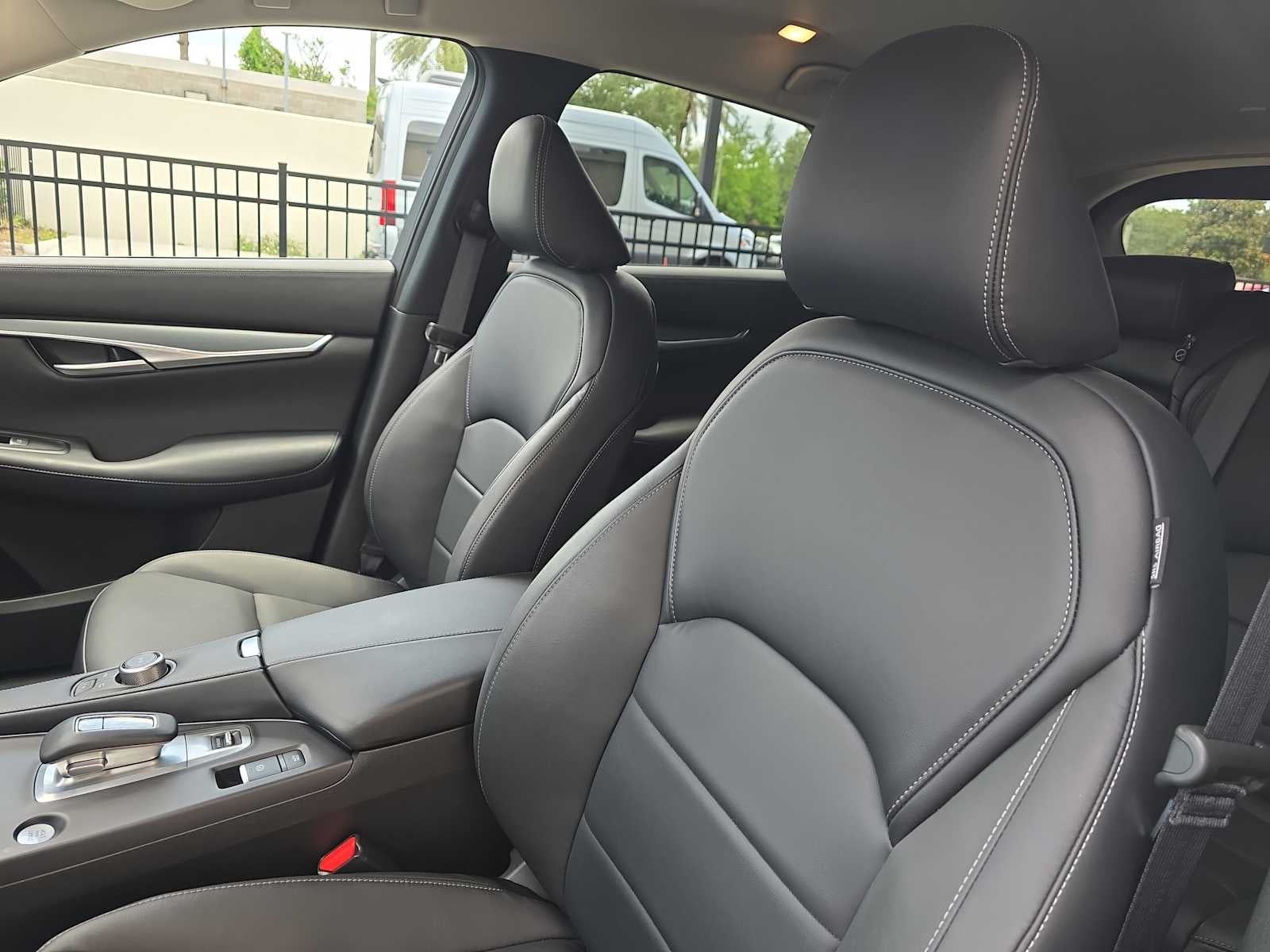 2025 INFINITI QX50 PURE