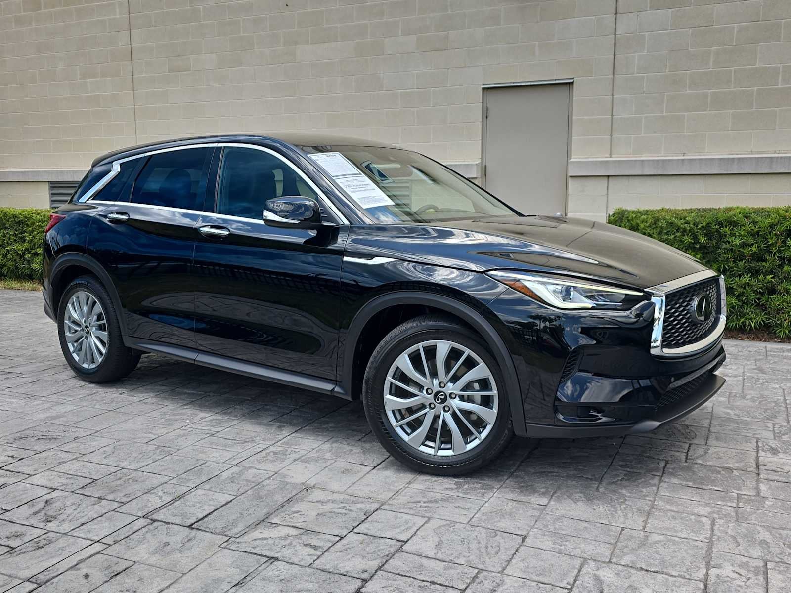 2025 INFINITI QX50 PURE
