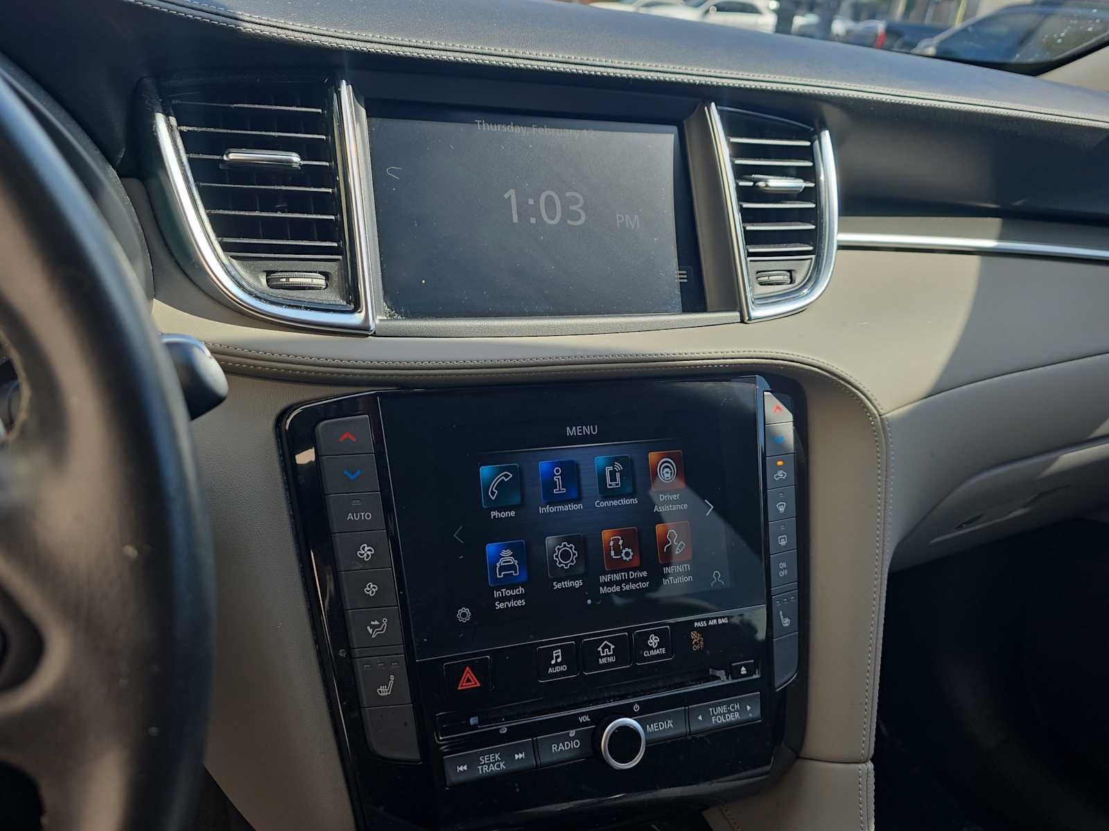 2023 INFINITI QX50 LUXE