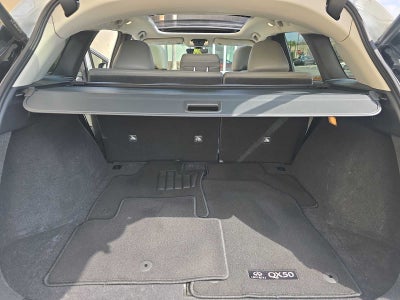 2023 INFINITI QX50 LUXE