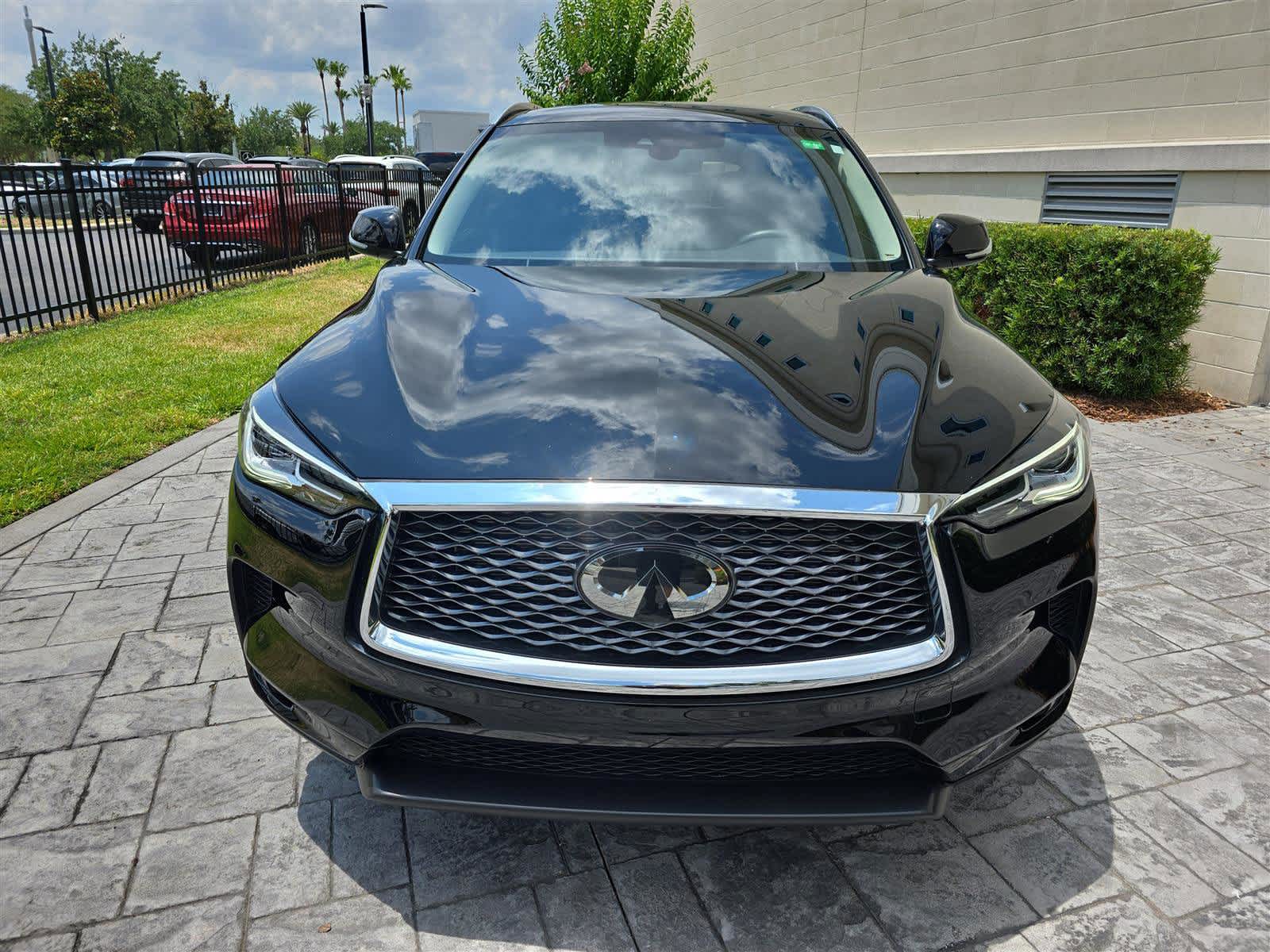 2024 INFINITI QX50 LUXE