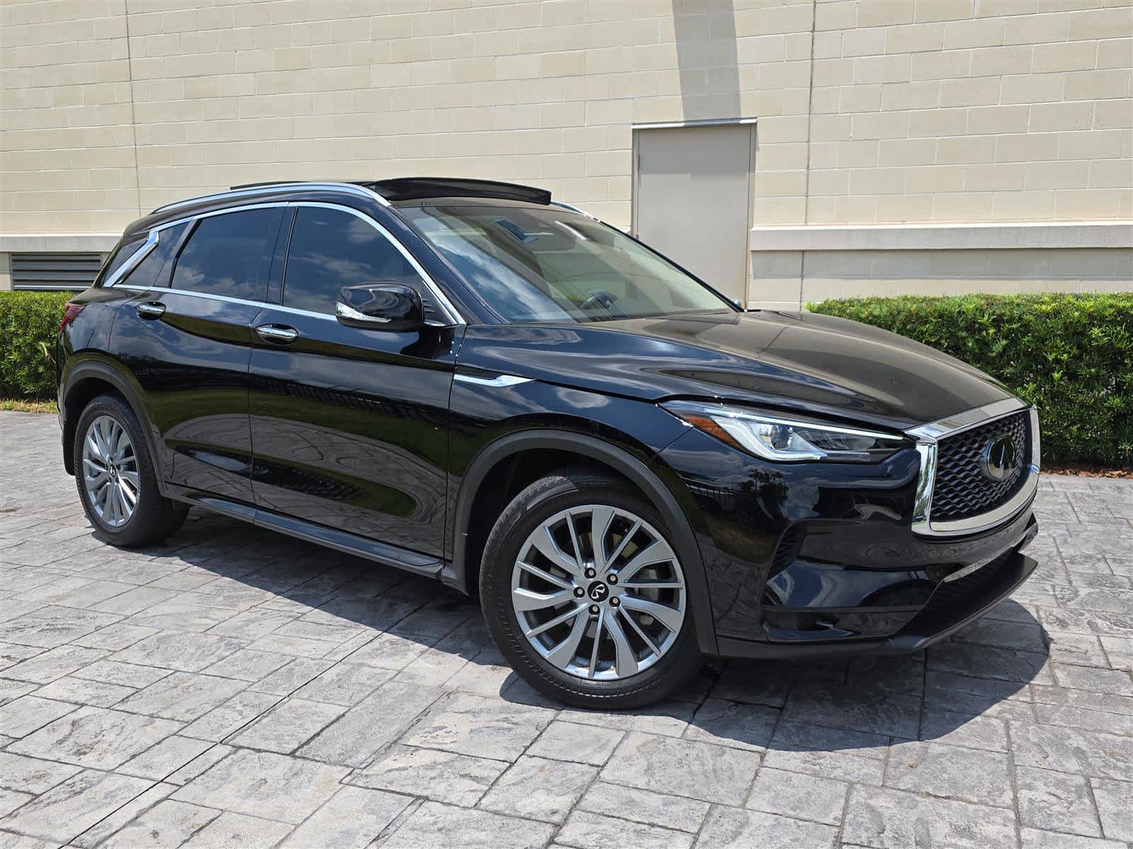 2024 INFINITI QX50 LUXE