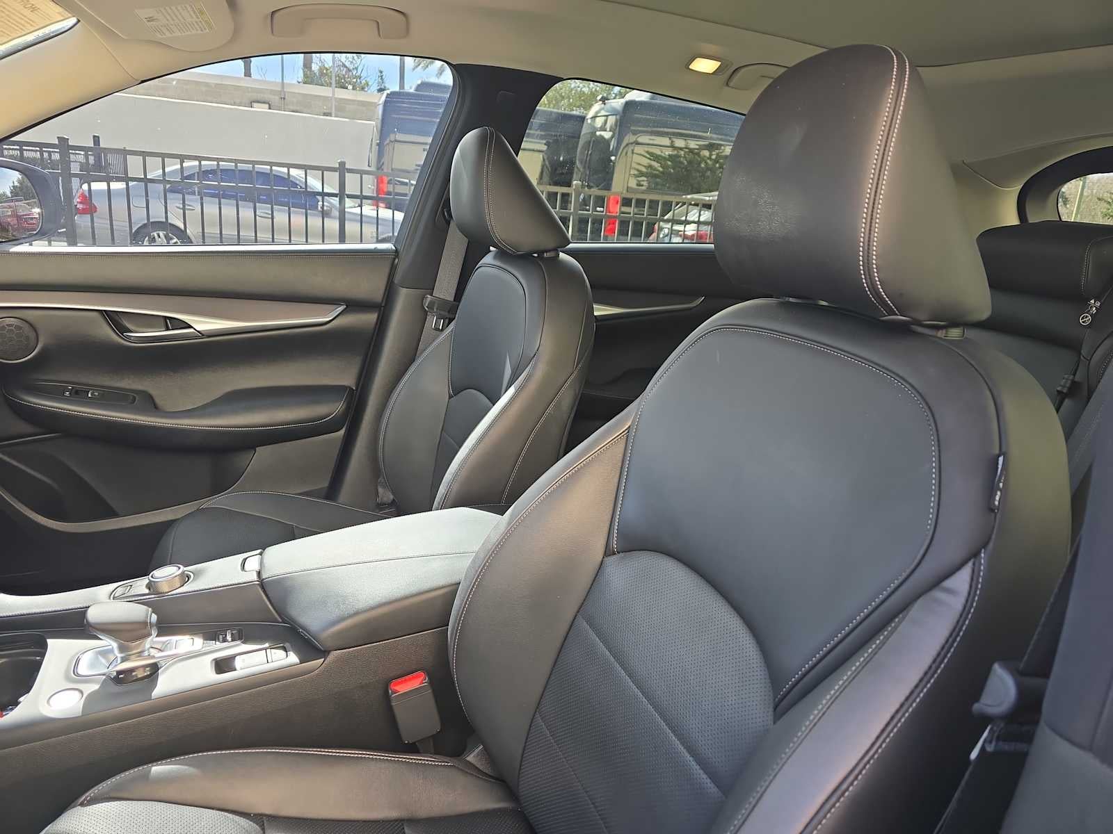 2022 INFINITI QX50 LUXE