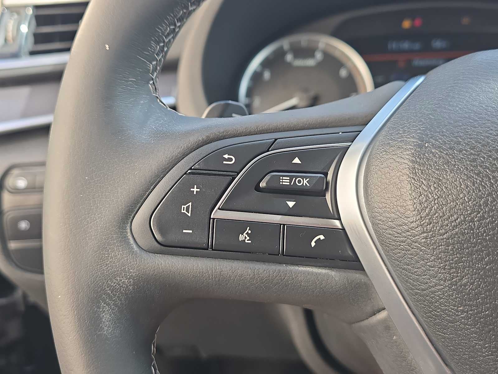 2022 INFINITI QX50 LUXE