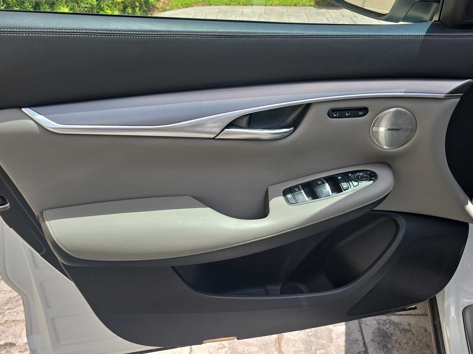 2023 INFINITI QX50 LUXE