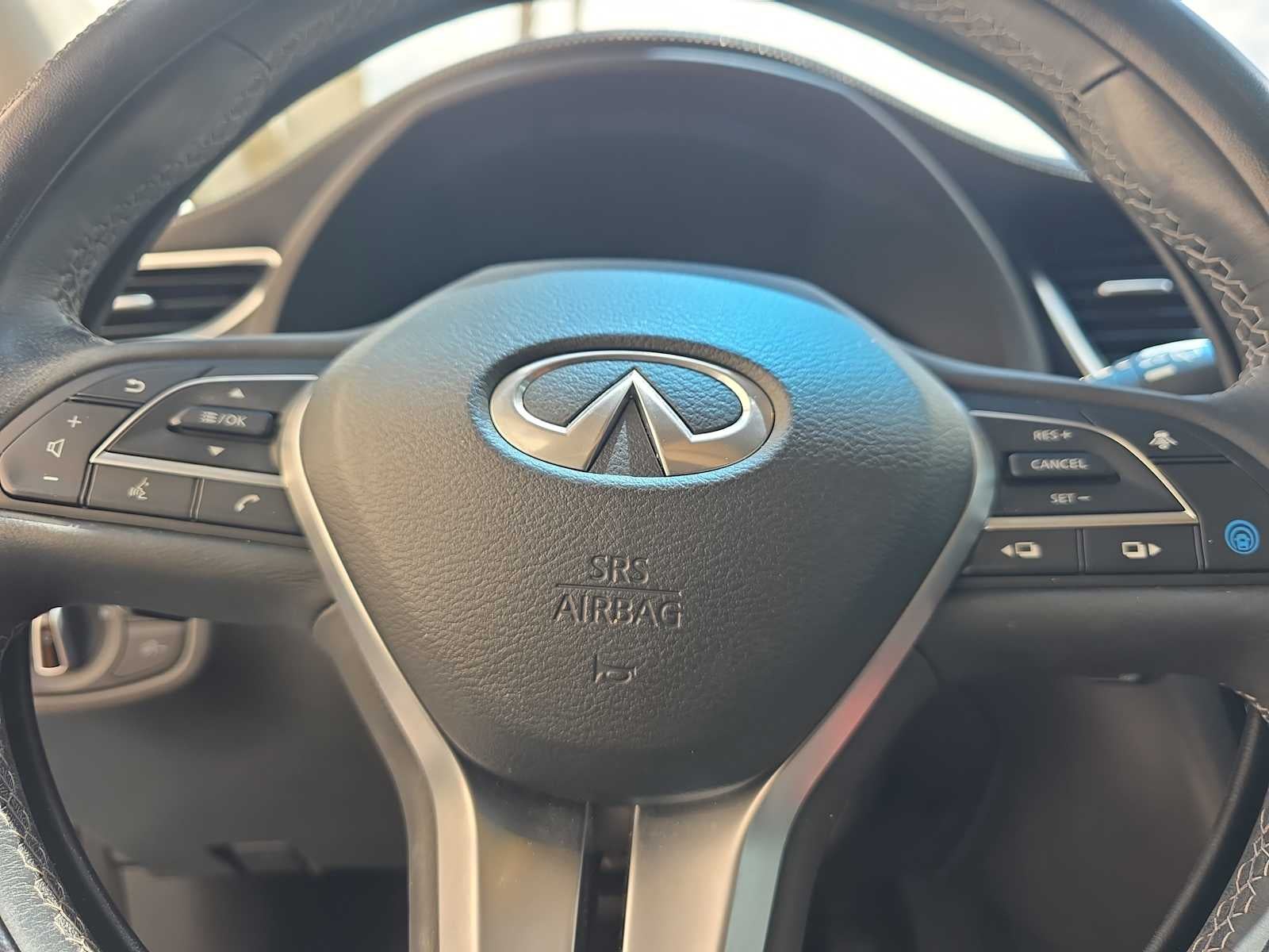 2023 INFINITI QX50 LUXE