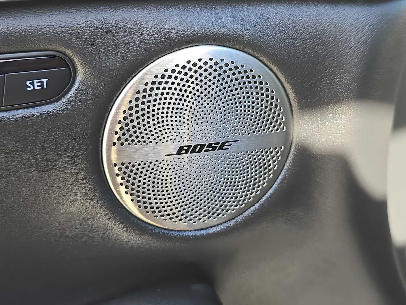 2024 INFINITI QX50 LUXE