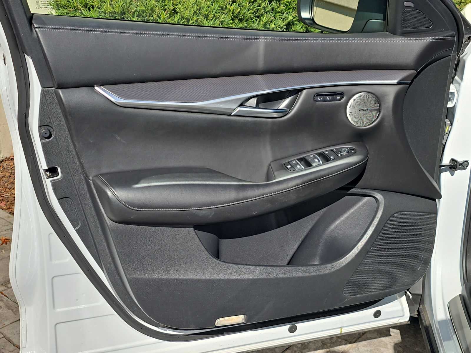 2023 INFINITI QX50 LUXE