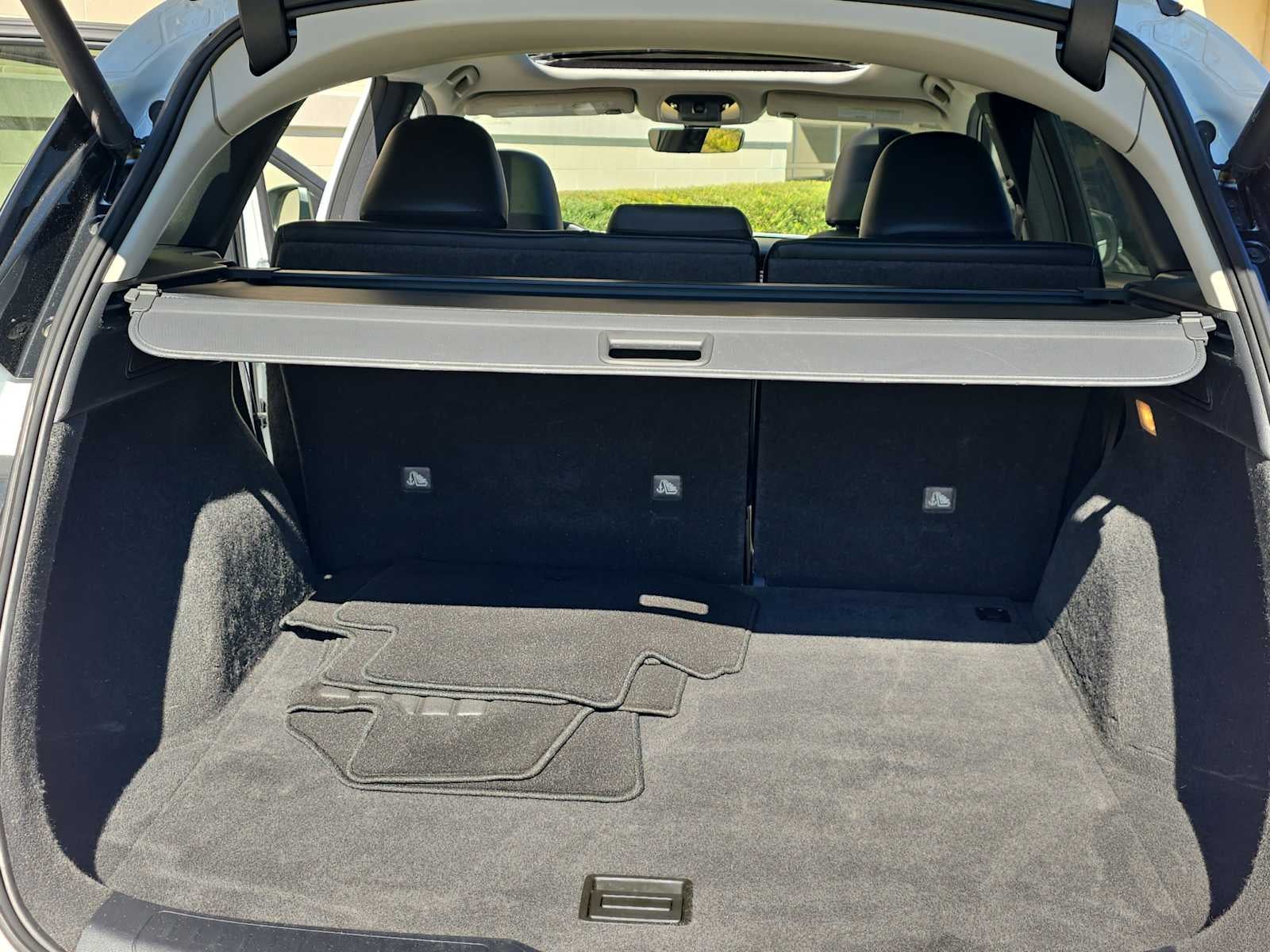 2023 INFINITI QX50 LUXE