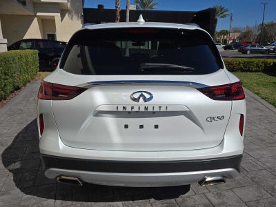 2023 INFINITI QX50 LUXE