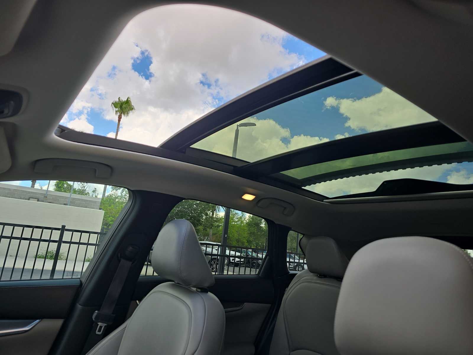 2023 INFINITI QX50 LUXE