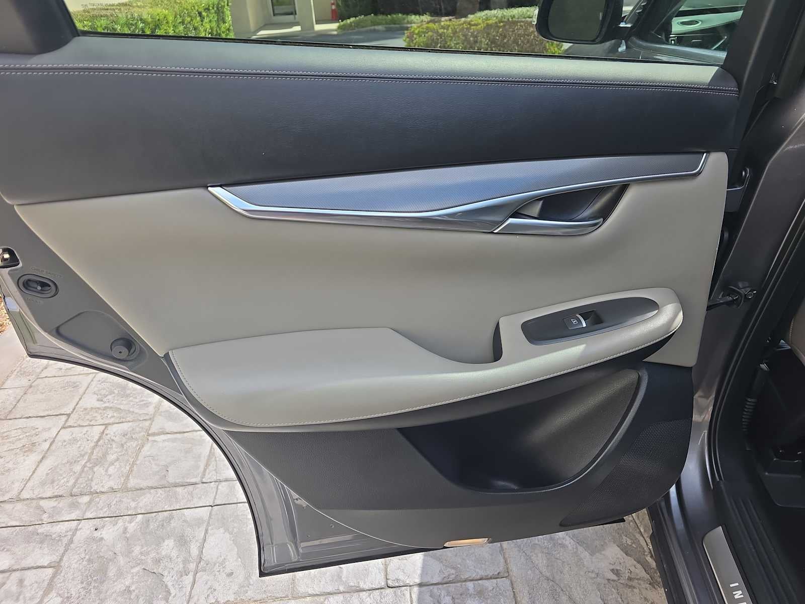 2023 INFINITI QX50 LUXE