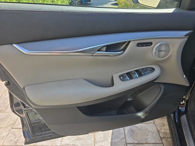 2023 INFINITI QX50 LUXE