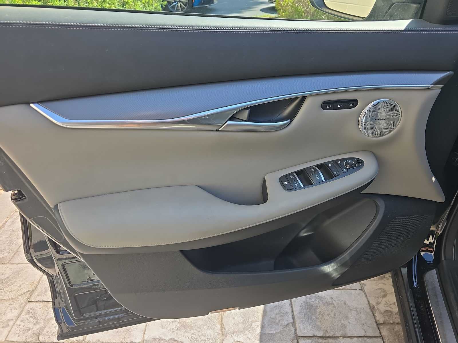 2023 INFINITI QX50 LUXE