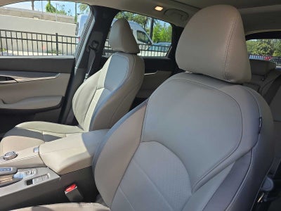 2023 INFINITI QX50 LUXE