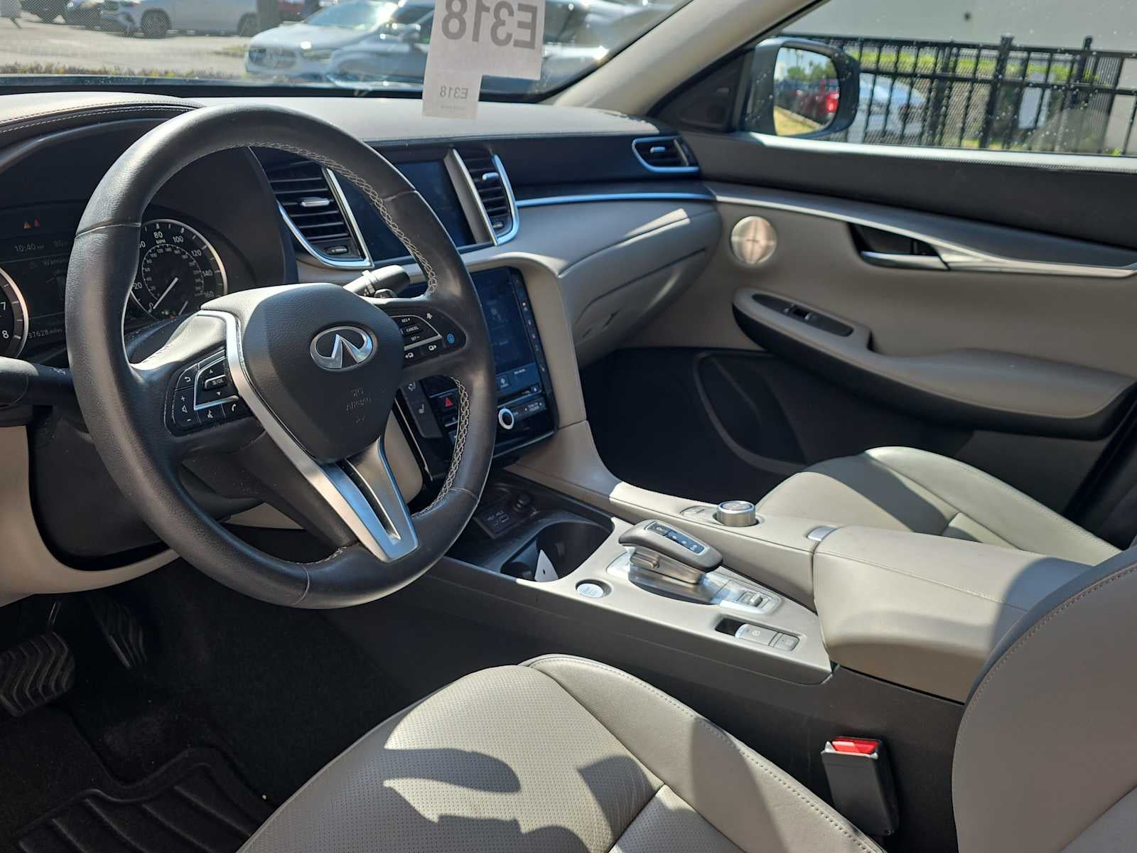 2023 INFINITI QX50 LUXE