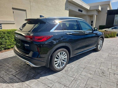 2023 INFINITI QX50 LUXE