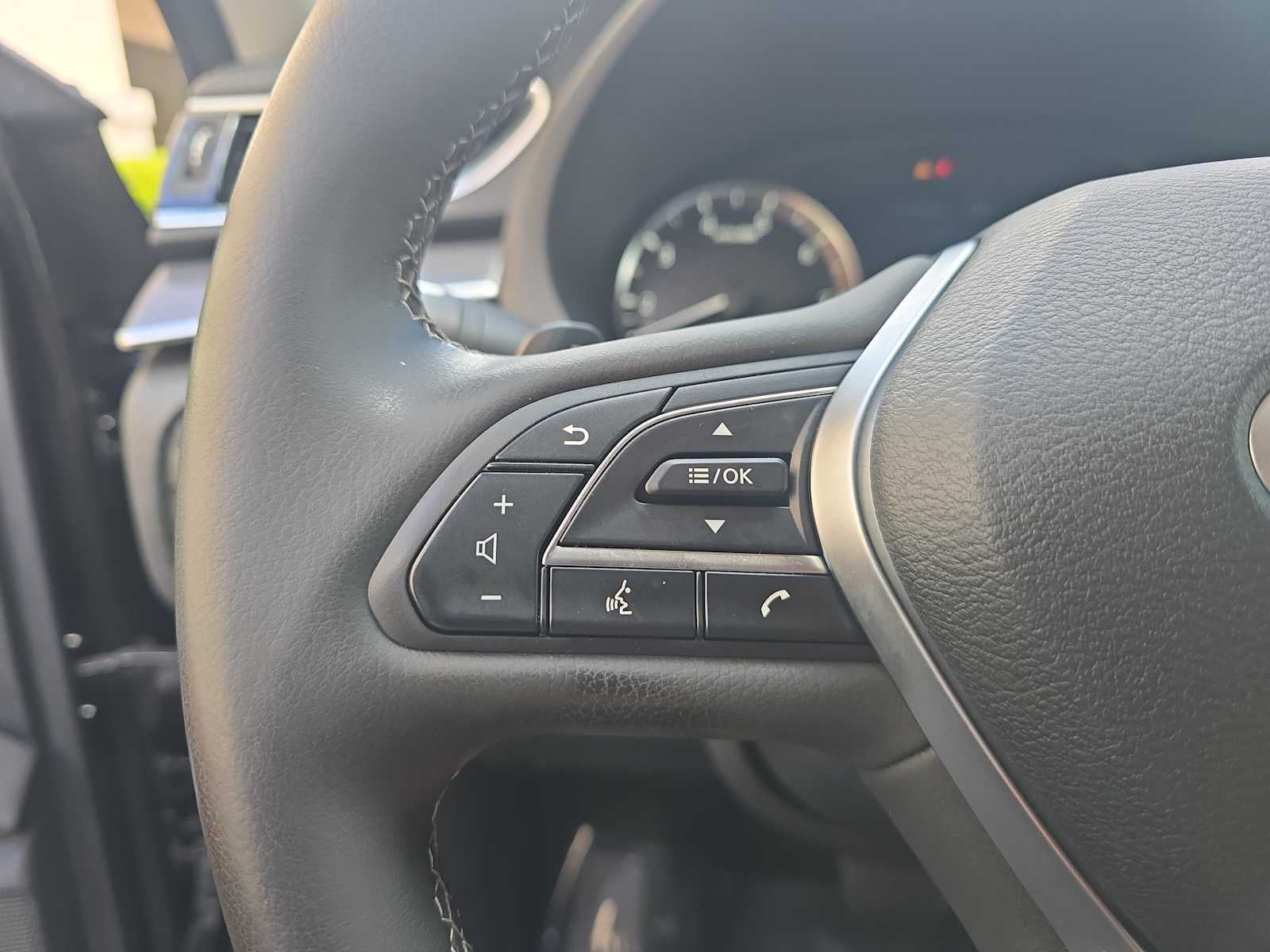 2022 INFINITI QX50 LUXE