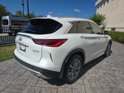 2023 INFINITI QX50 LUXE