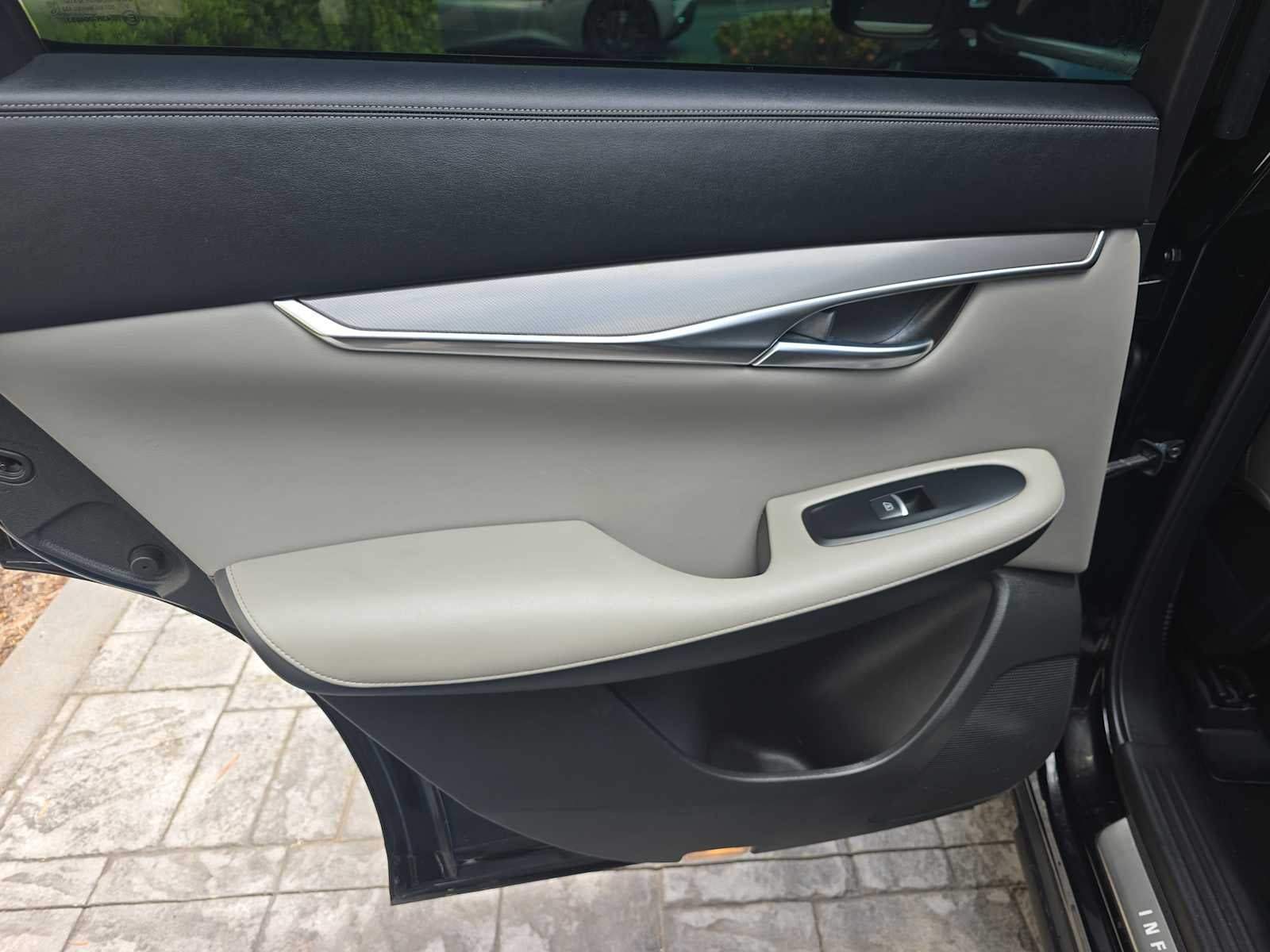 2024 INFINITI QX50 LUXE