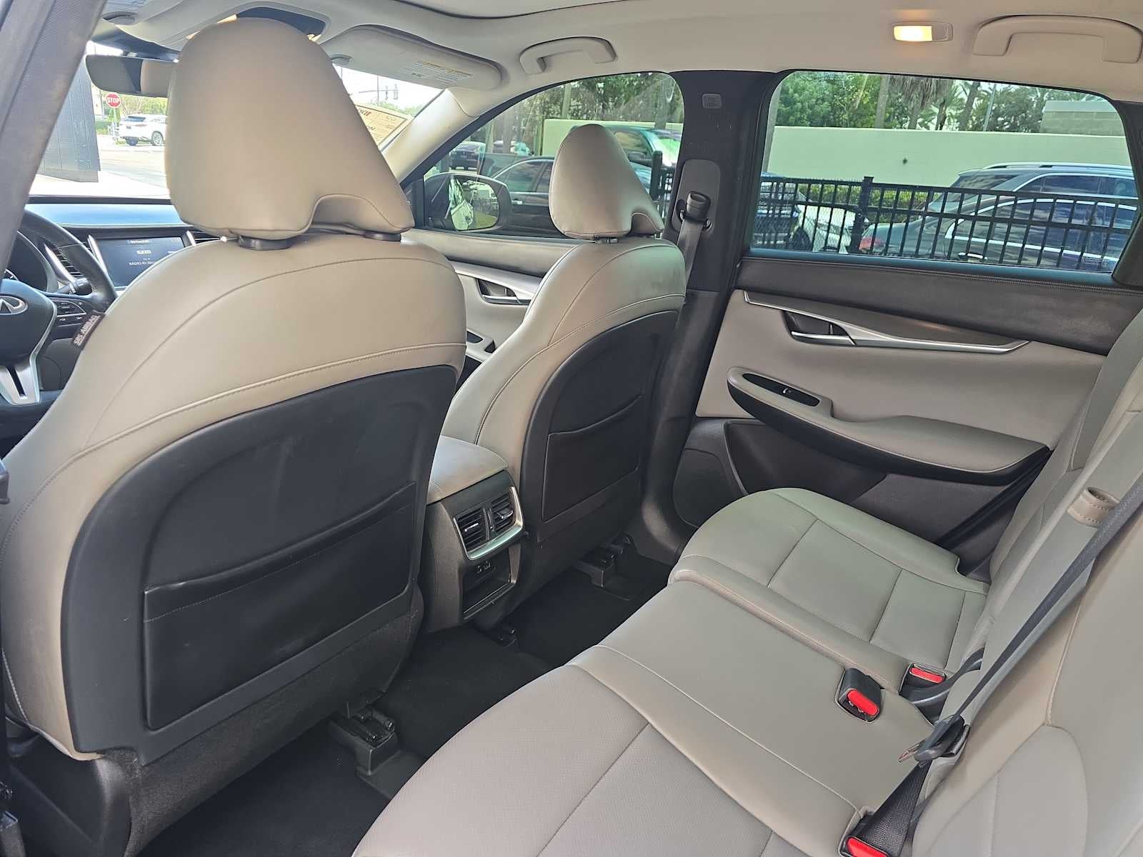 2024 INFINITI QX50 LUXE