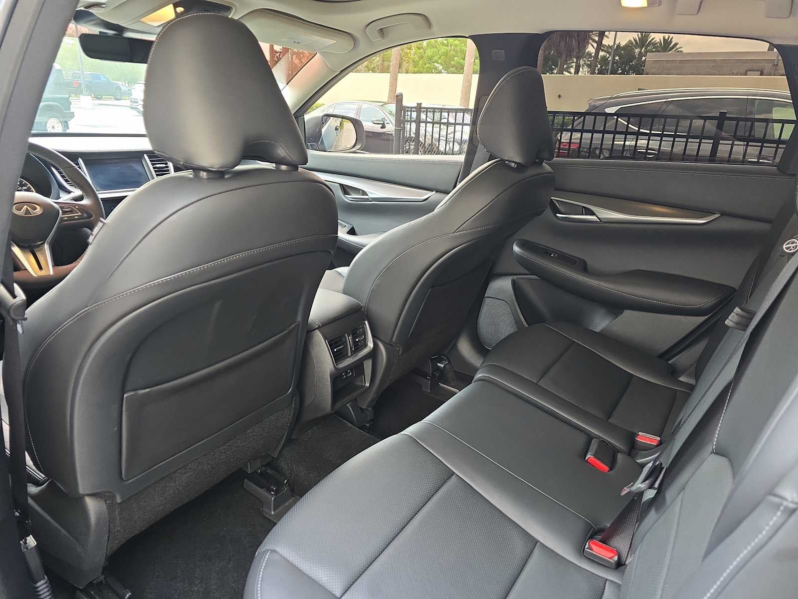 2024 INFINITI QX50 LUXE