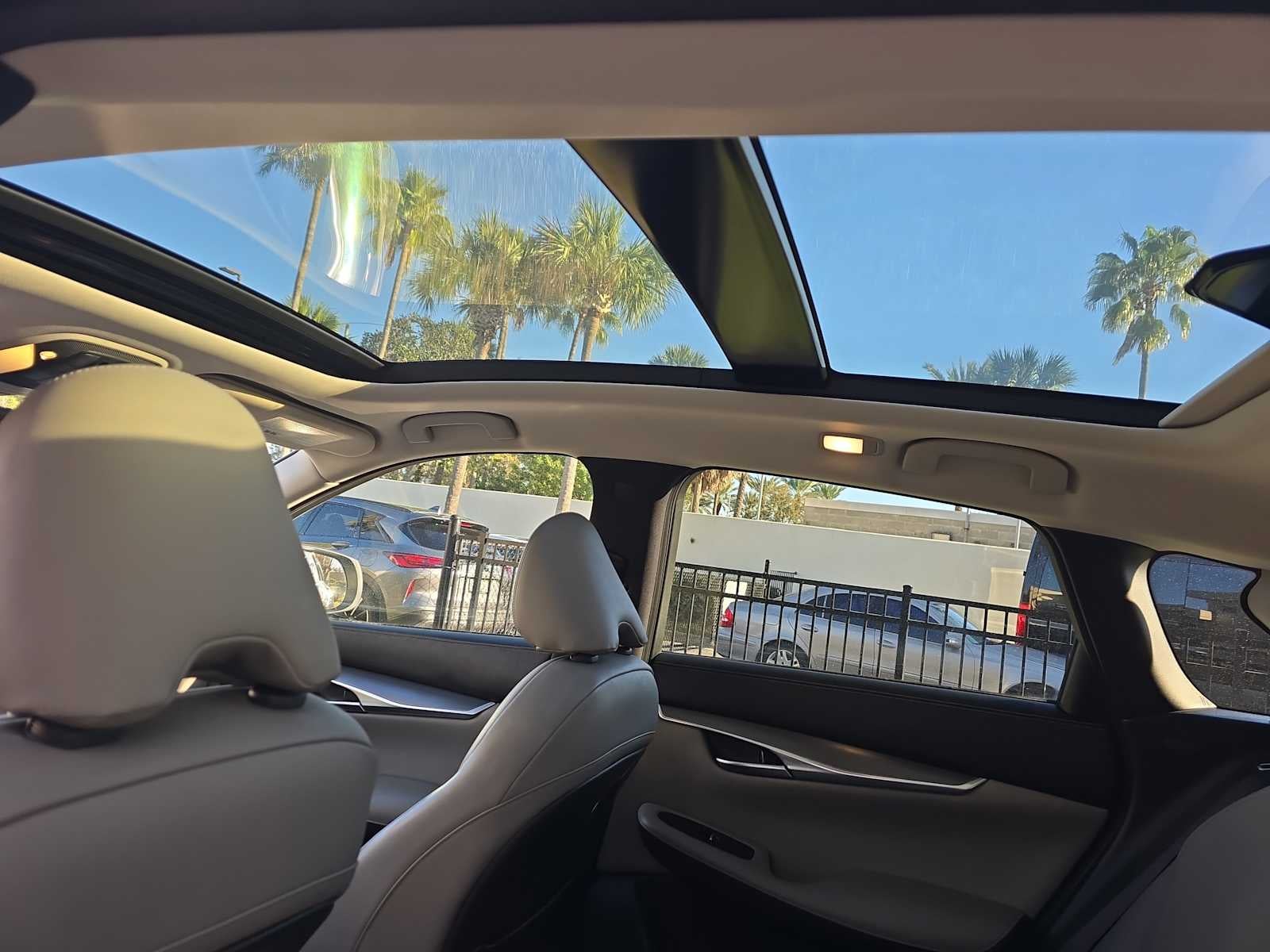 2023 INFINITI QX50 LUXE