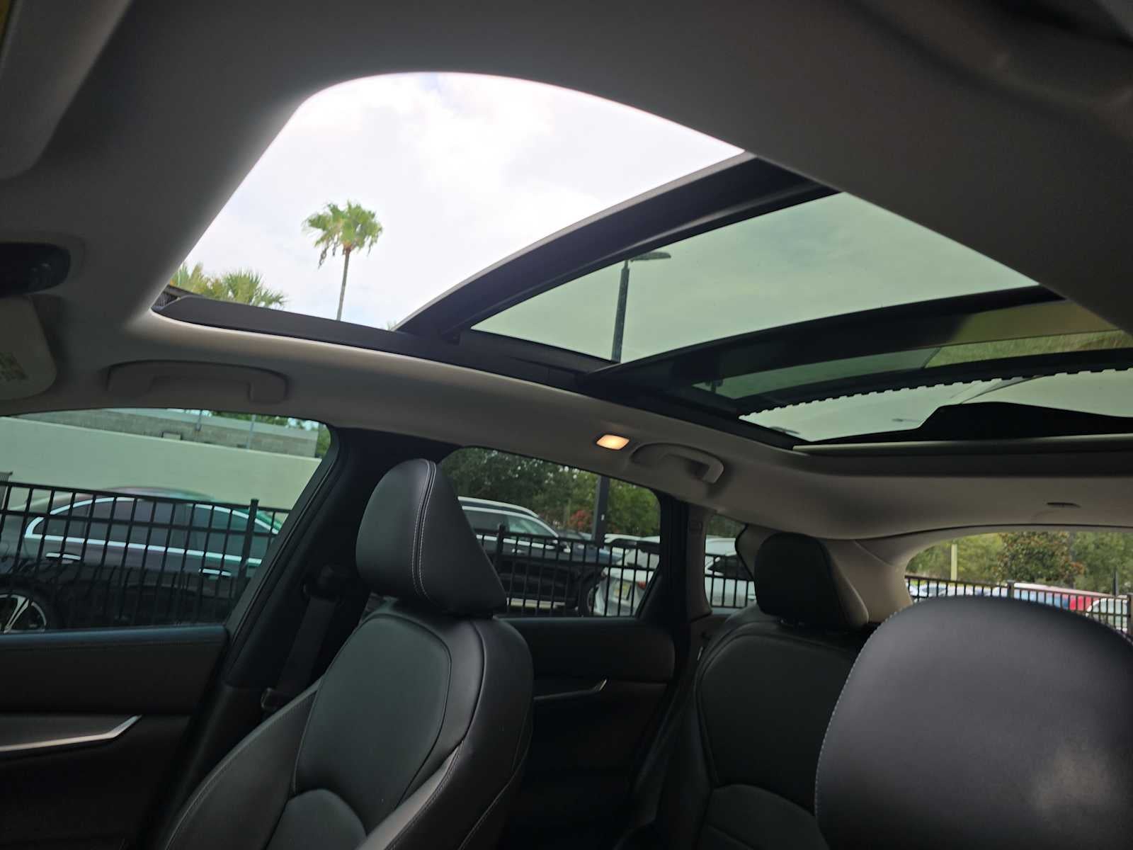 2023 INFINITI QX50 LUXE
