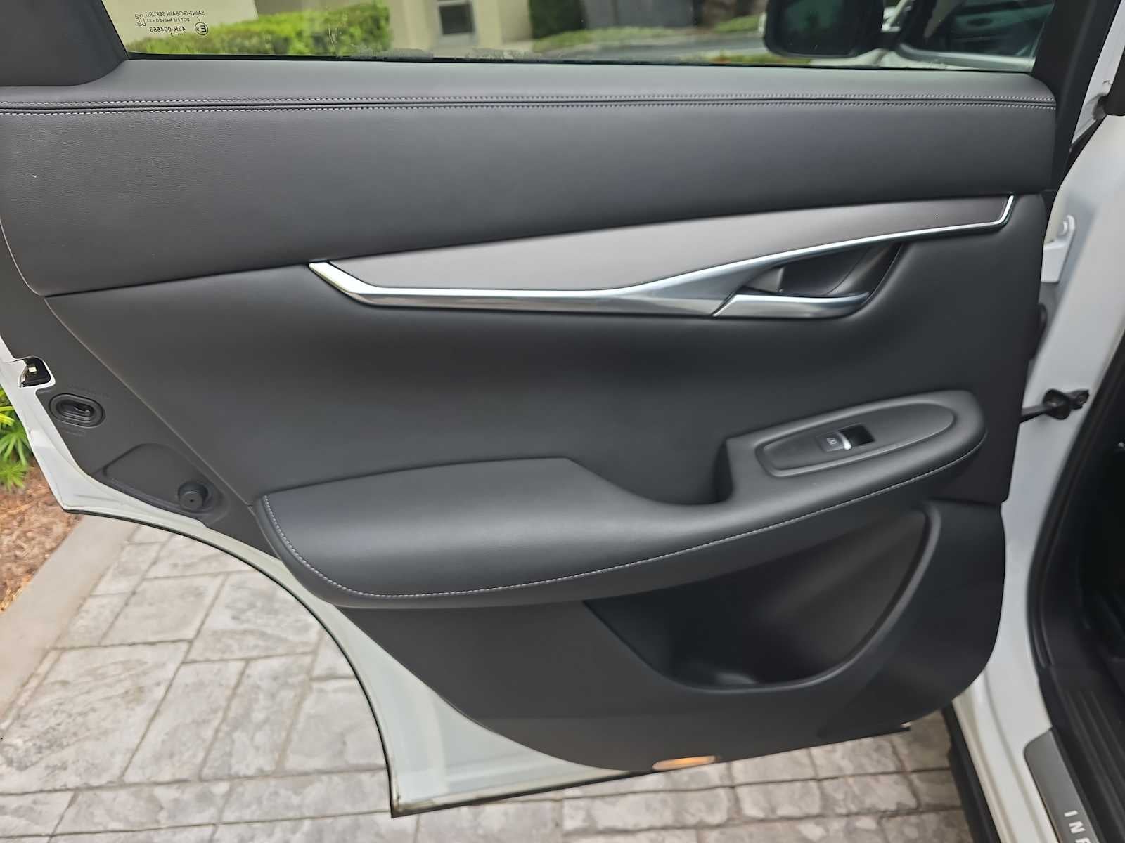 2023 INFINITI QX50 LUXE