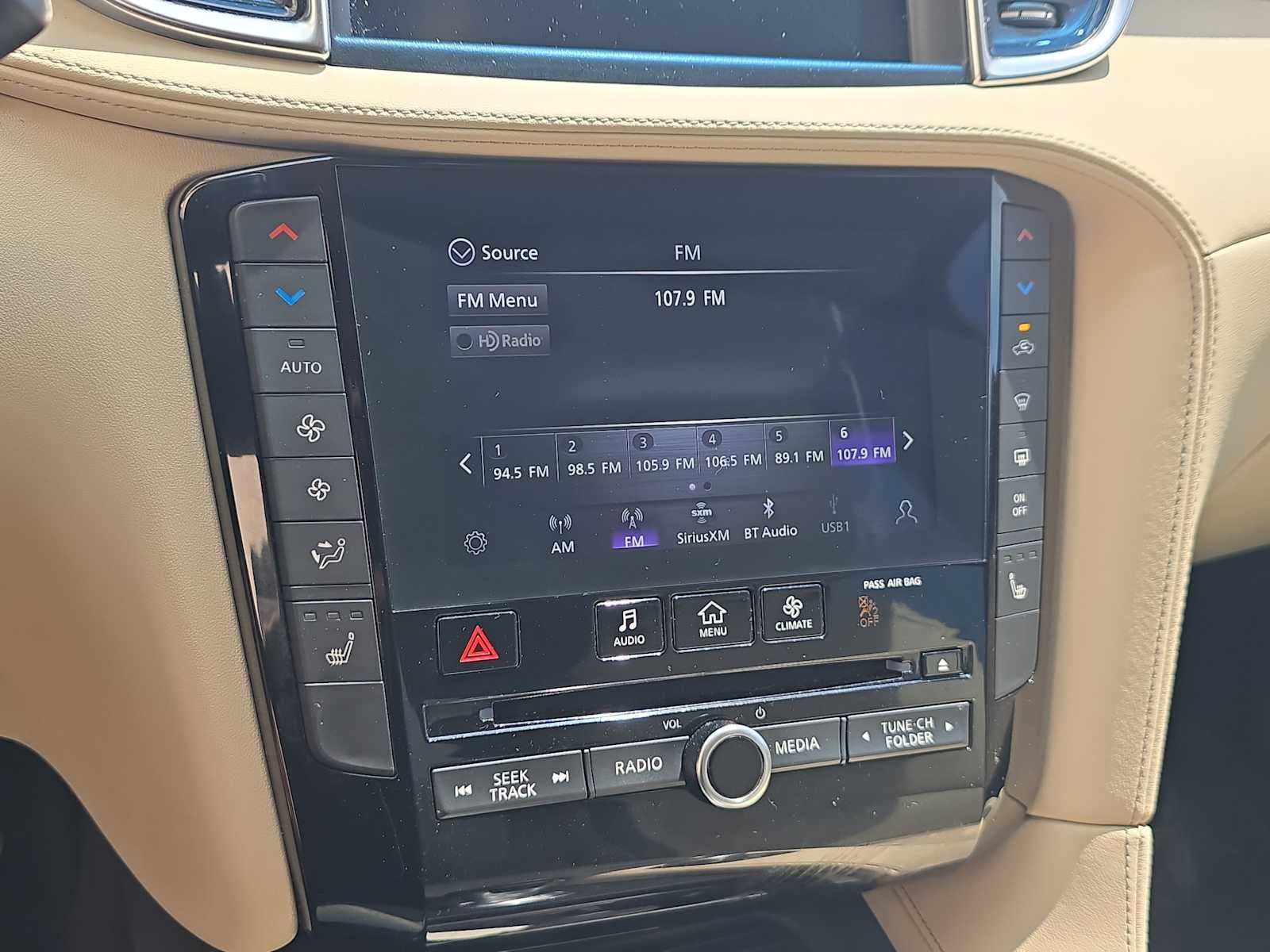 2022 INFINITI QX50 LUXE
