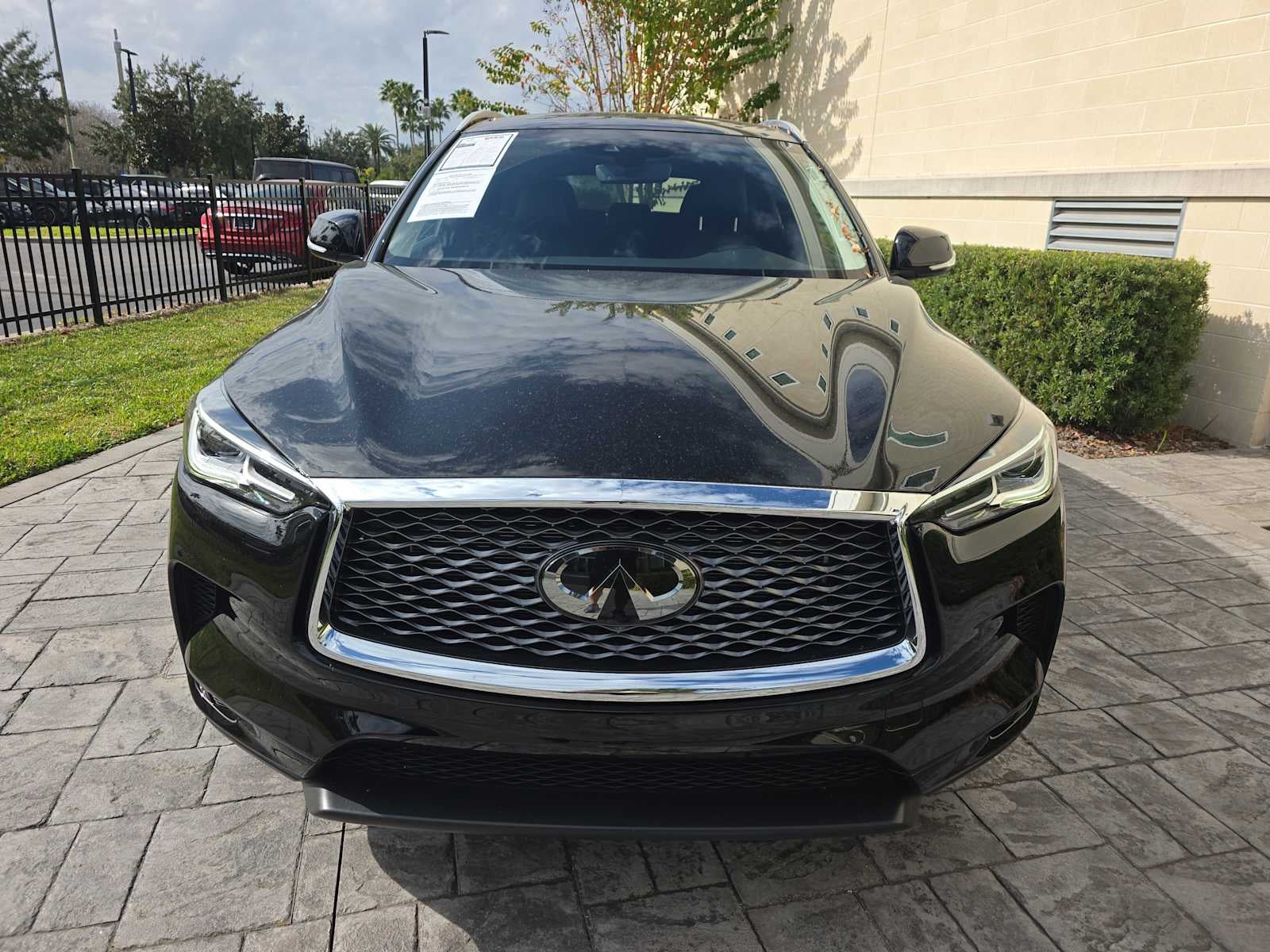 2024 INFINITI QX50 LUXE