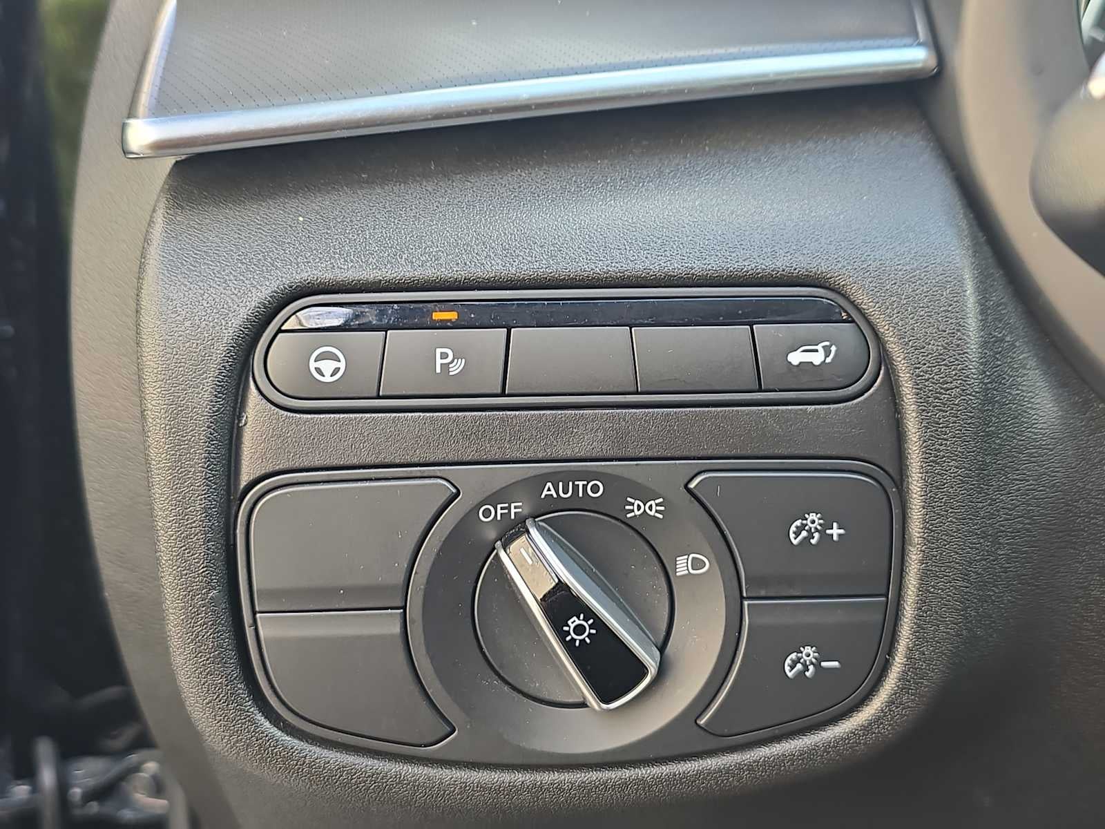 2024 INFINITI QX50 LUXE