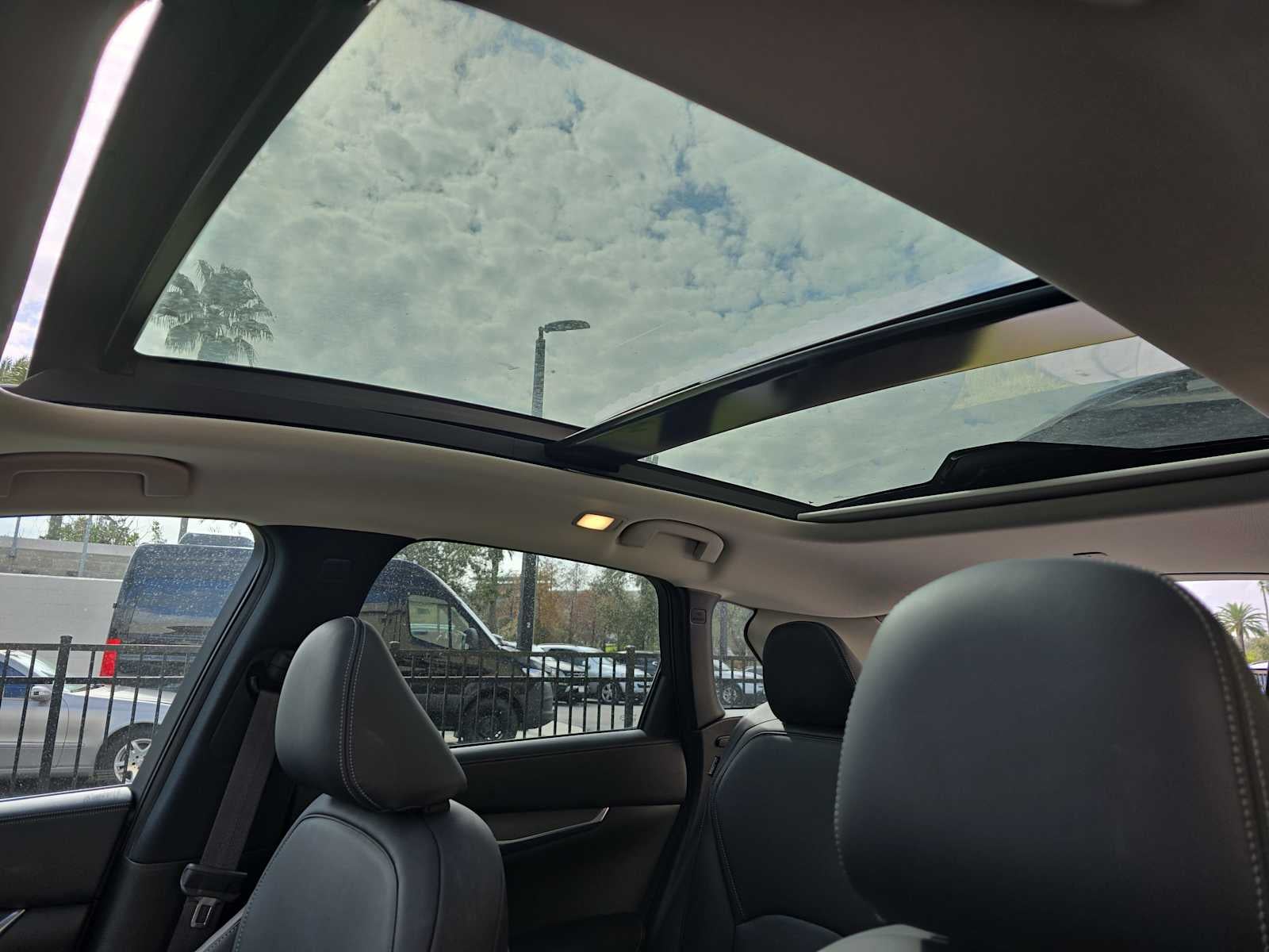 2024 INFINITI QX50 LUXE