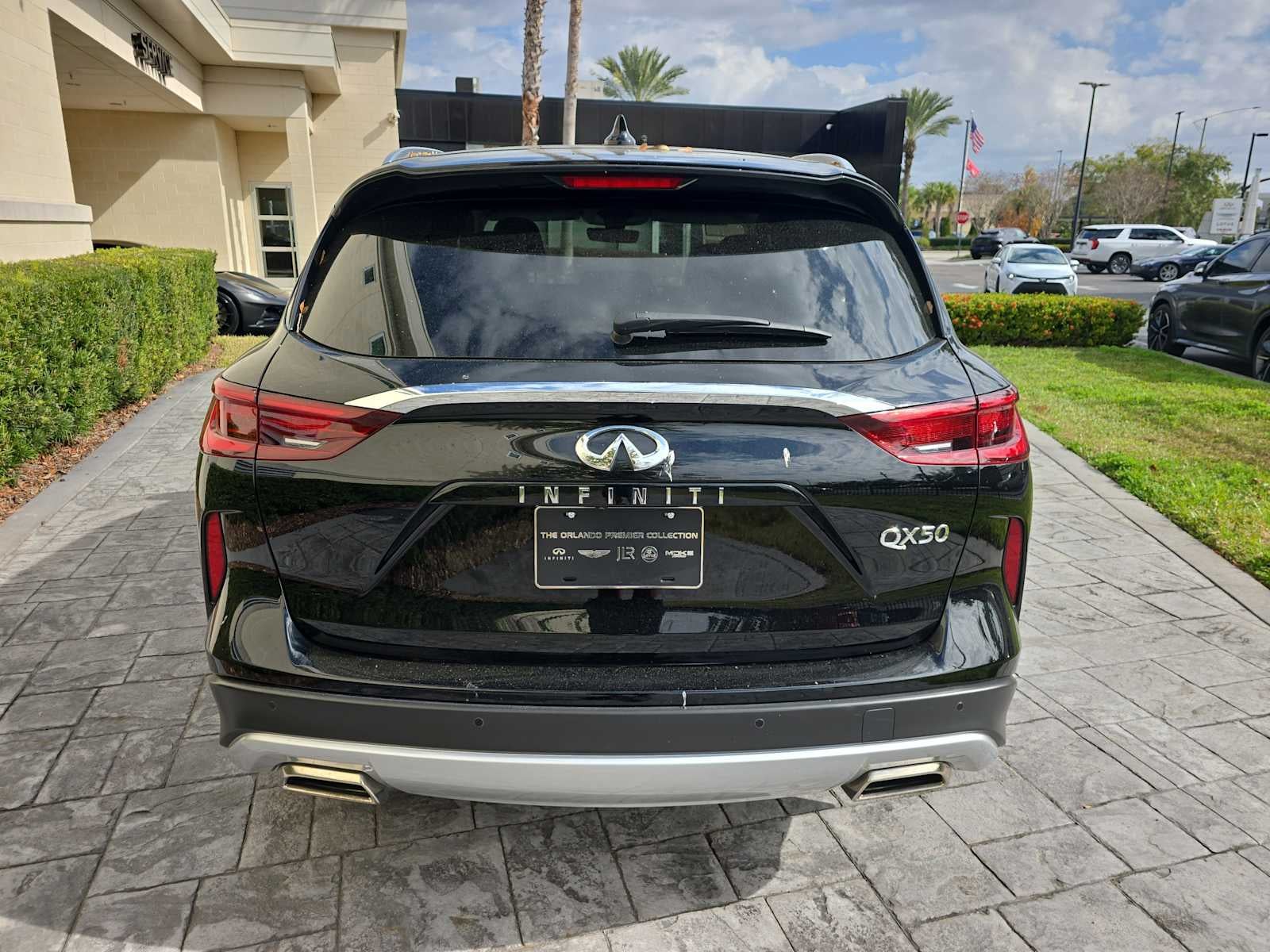 2024 INFINITI QX50 LUXE