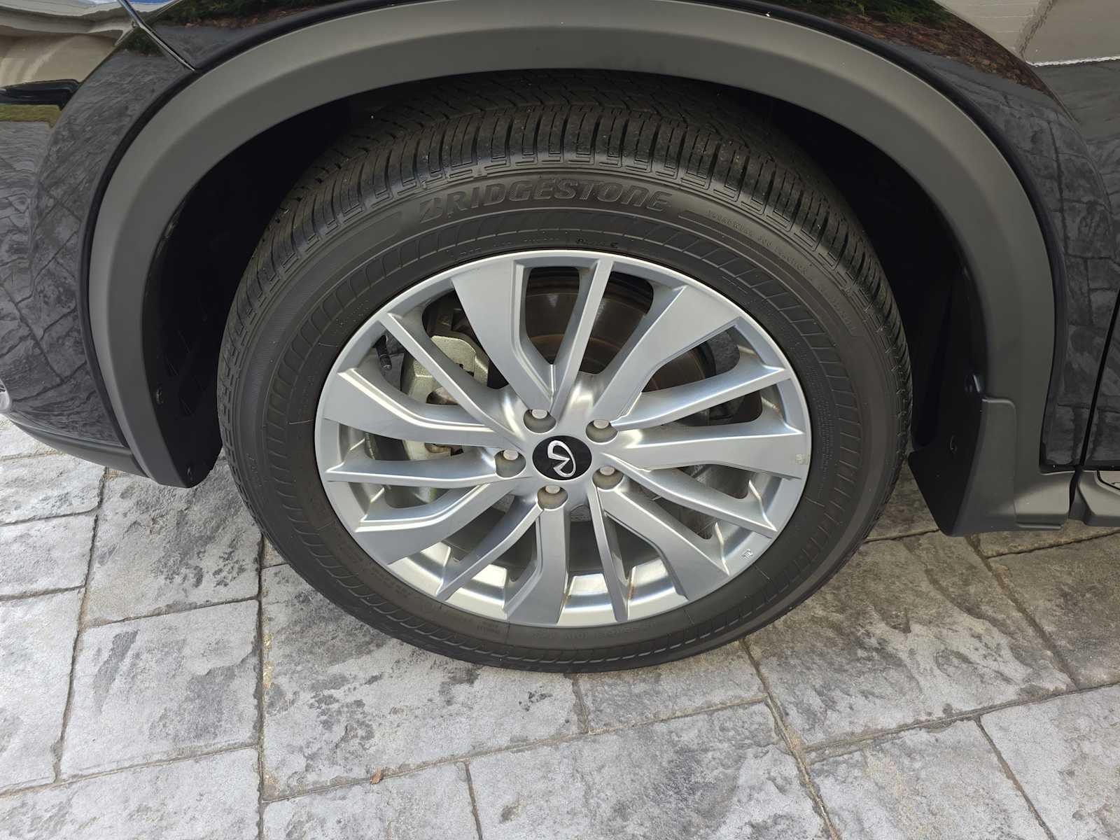 2024 INFINITI QX50 LUXE