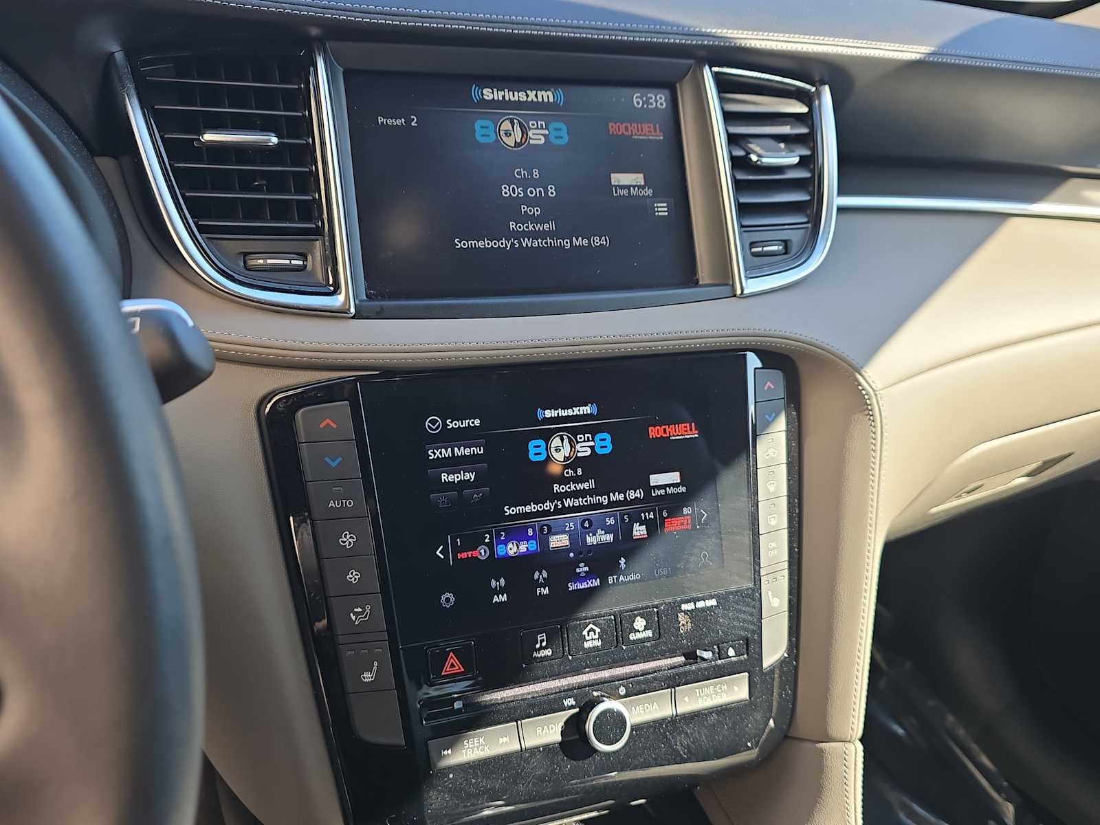 2023 INFINITI QX50 LUXE