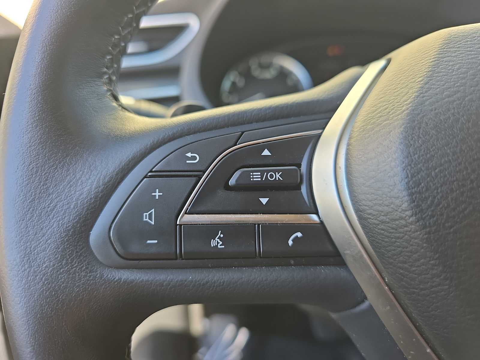 2024 INFINITI QX50 LUXE