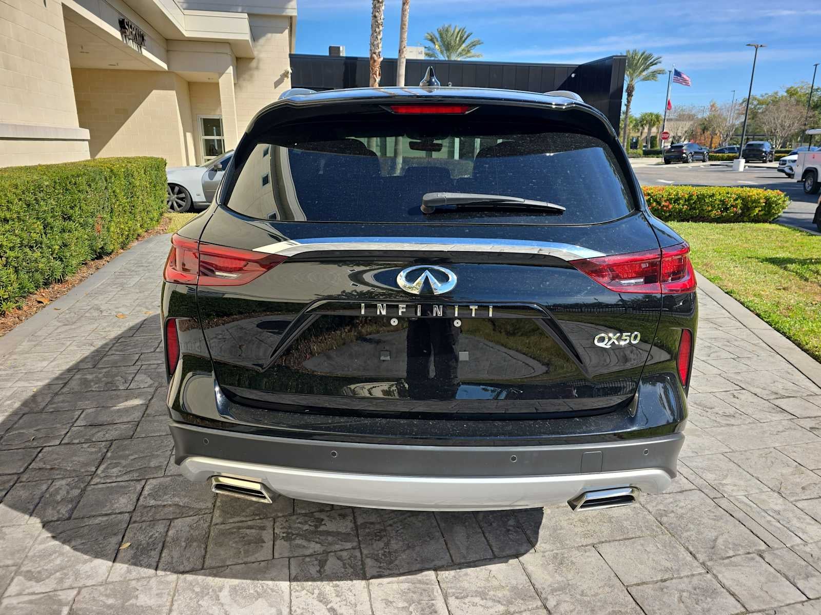 2024 INFINITI QX50 LUXE