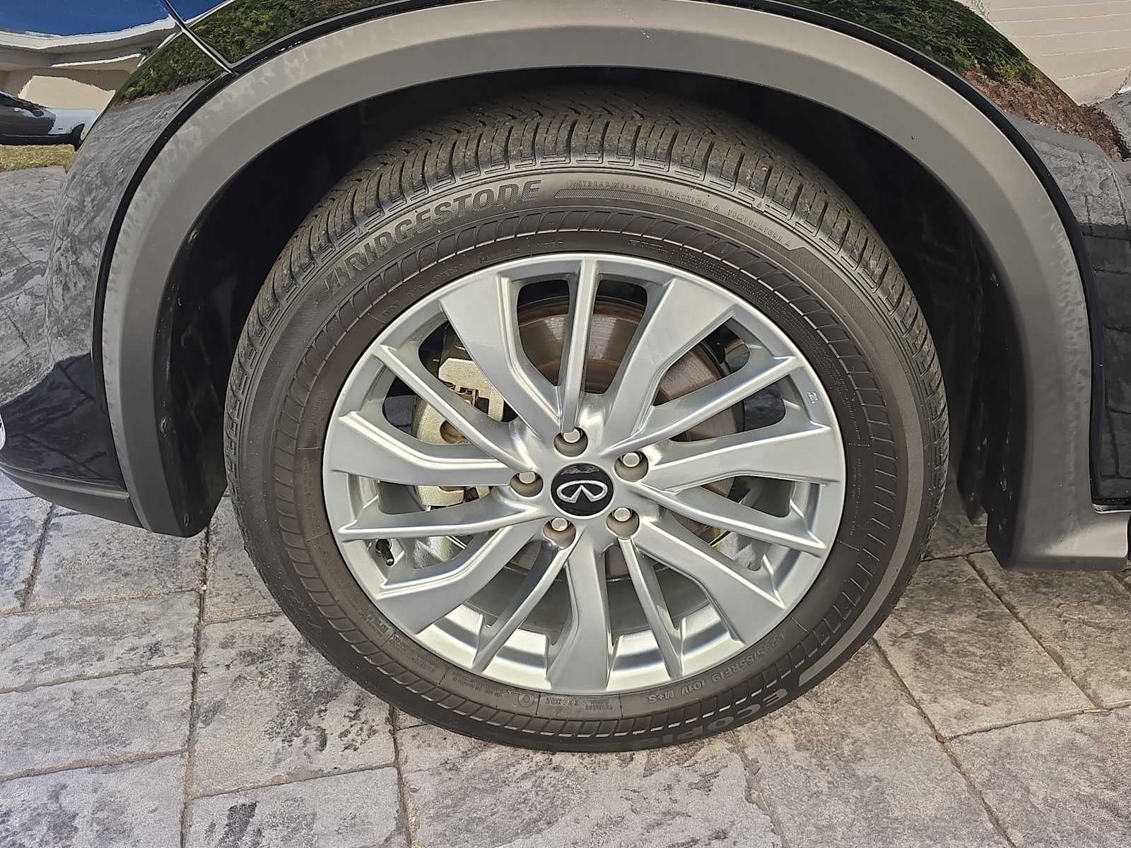 2024 INFINITI QX50 LUXE