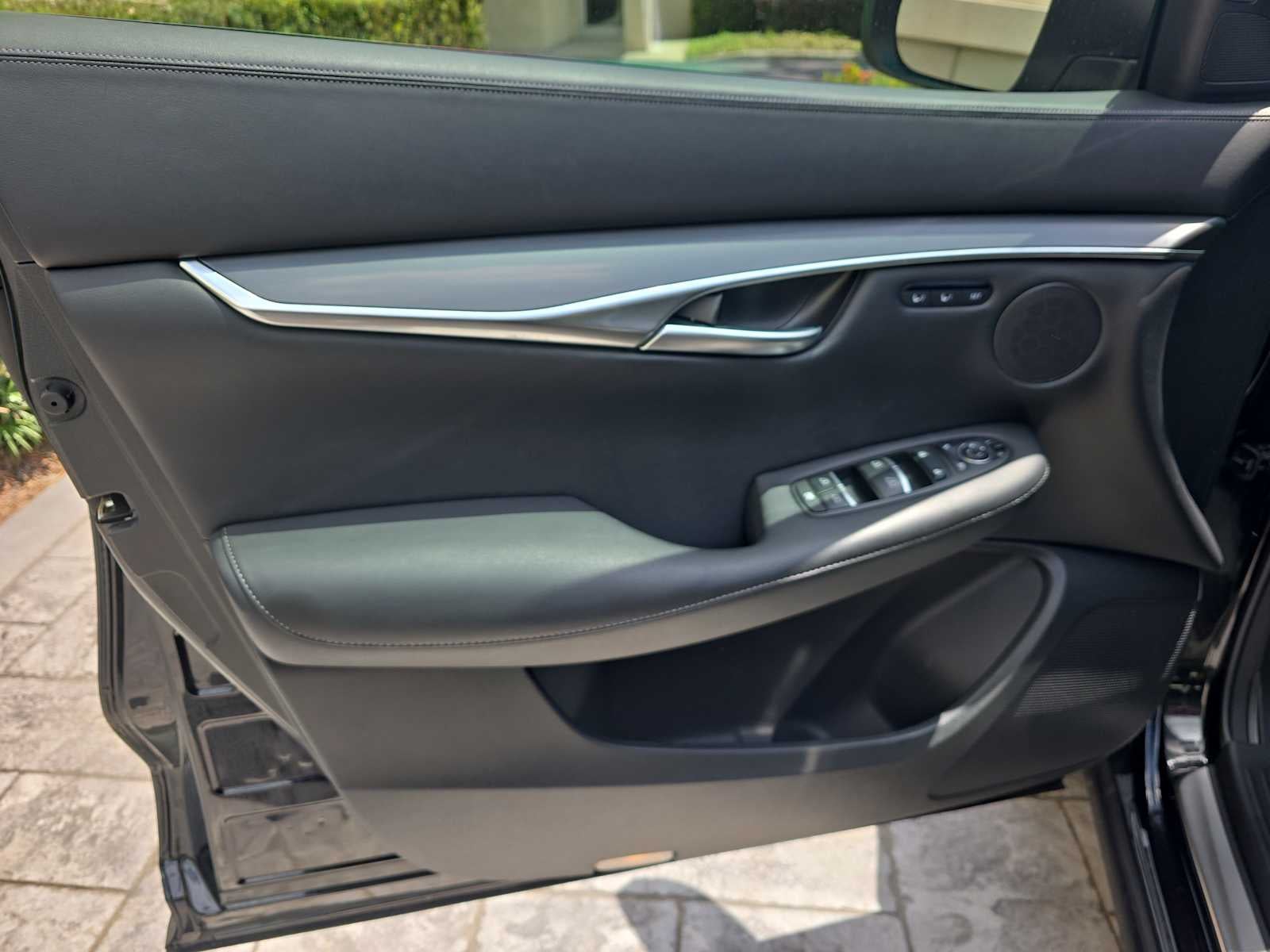 2025 INFINITI QX50 LUXE