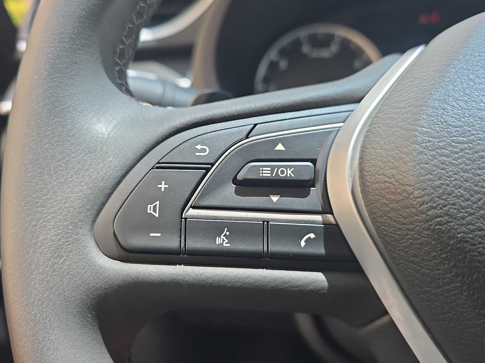 2025 INFINITI QX50 LUXE