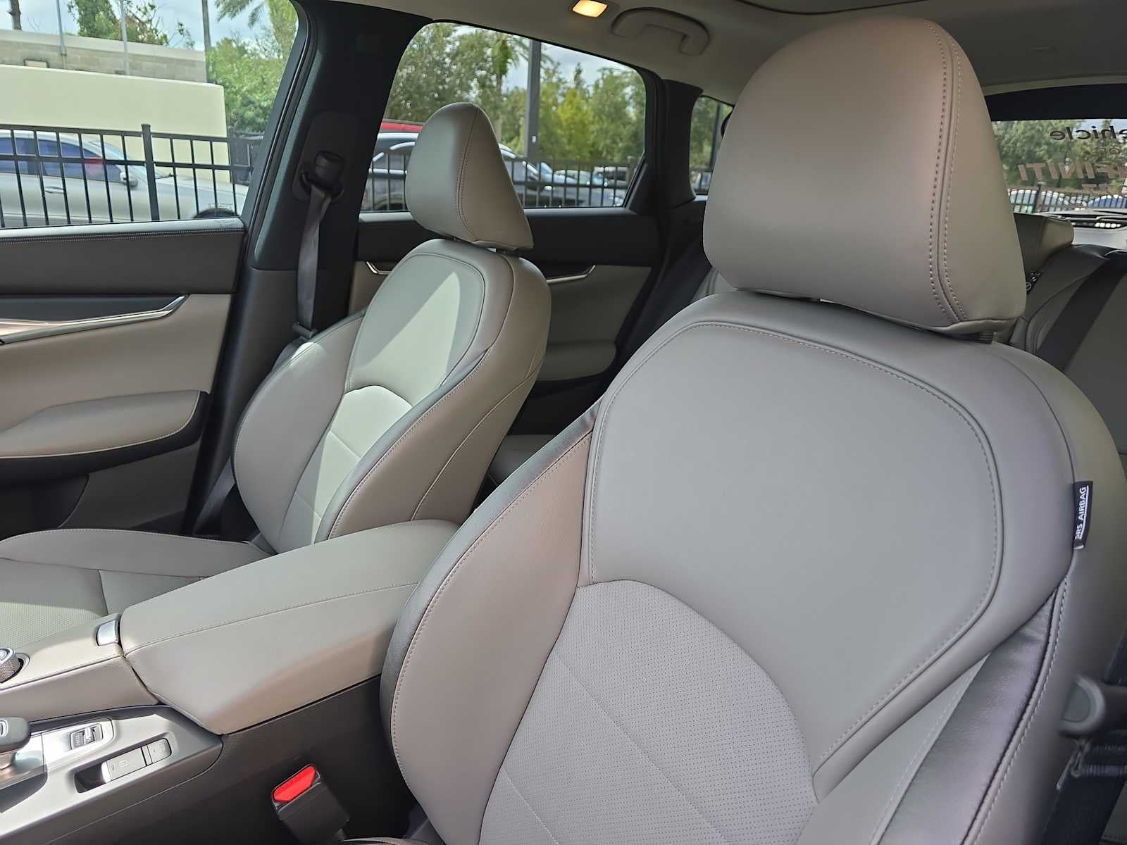 2025 INFINITI QX50 LUXE