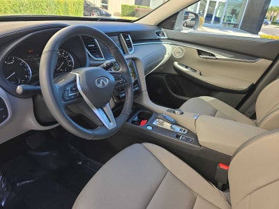 2025 INFINITI QX50 LUXE