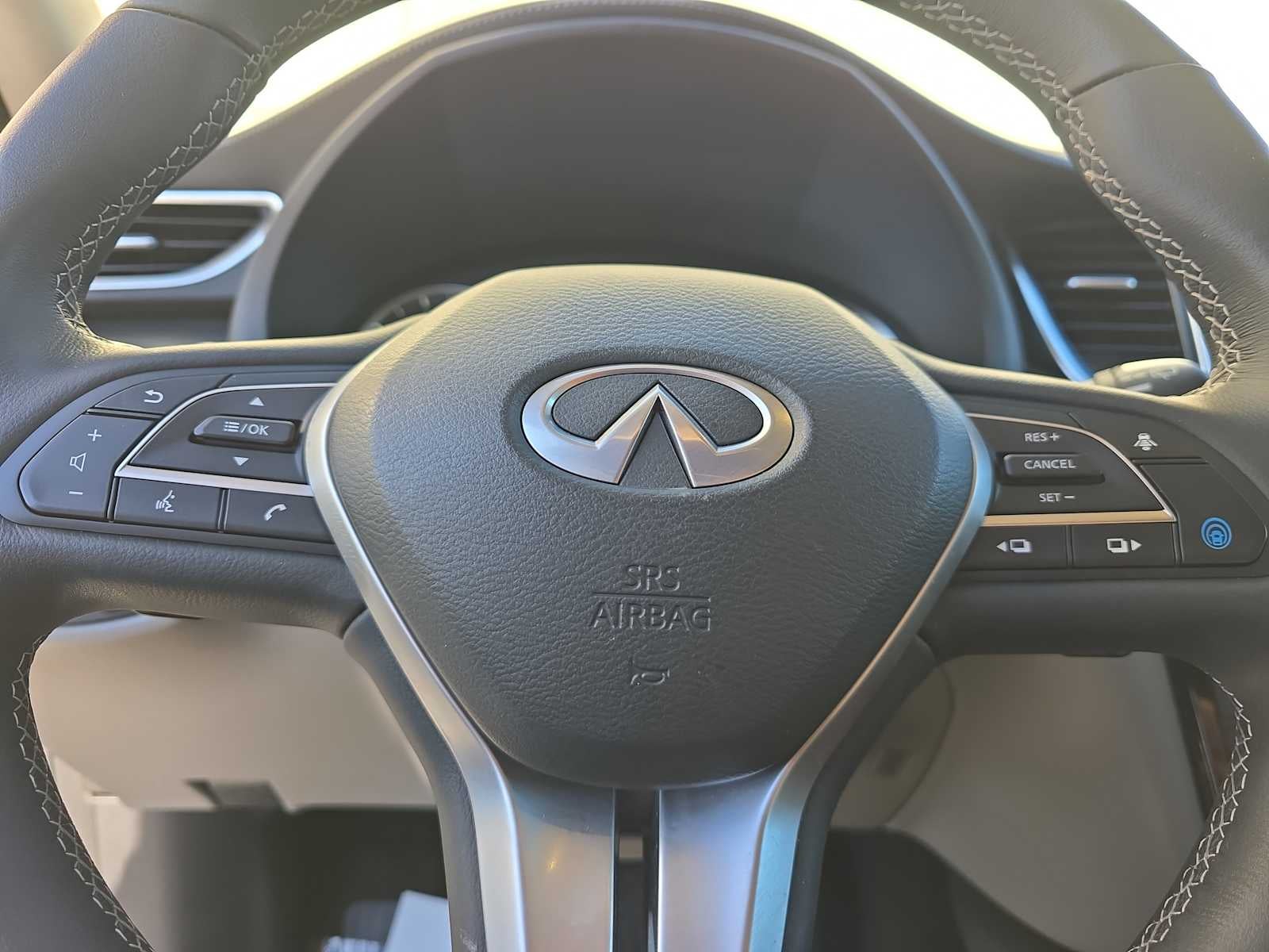 2025 INFINITI QX50 LUXE